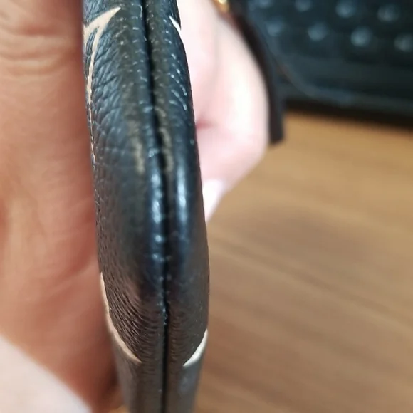 Louis Vuitton Key Pouch - Picture 9 of 9